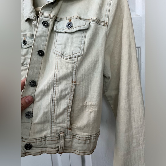 Short jean jacket - Picture 4 of 5